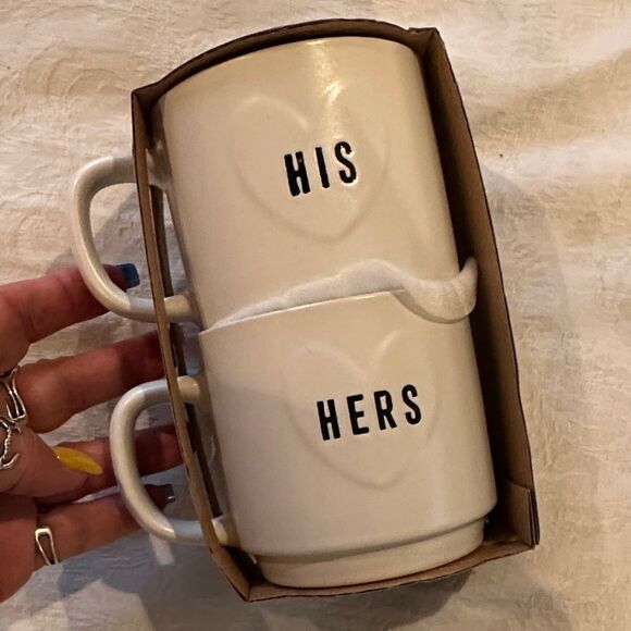 Sheffield Home His and Hers White Mugs Set Hearts - Picture 1 of 6